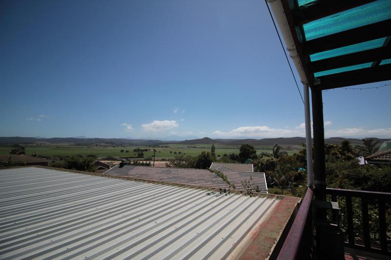 3 Bedroom Property for Sale in Fraaiuitsig Western Cape